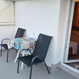  Apartment Alex